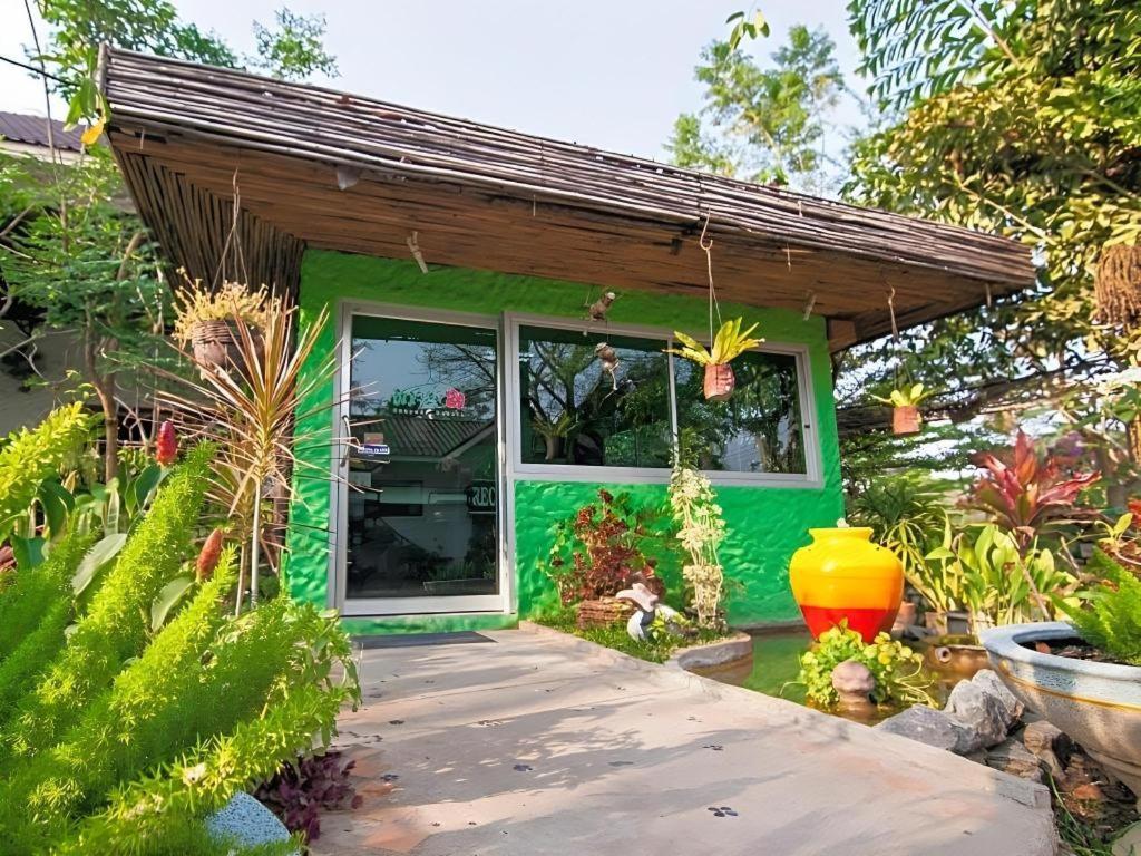 Nakhonratchasima Chayada Garden House And Resort Hotel מראה חיצוני תמונה