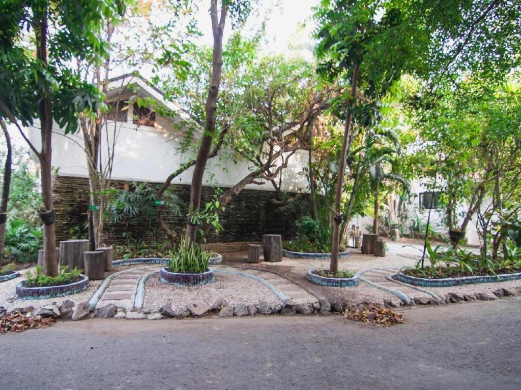 Nakhonratchasima Chayada Garden House And Resort Hotel מראה חיצוני תמונה