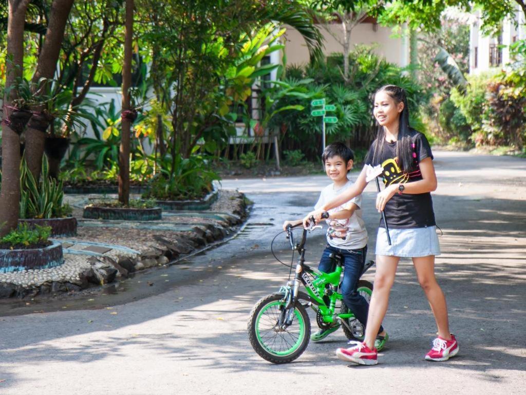 Nakhonratchasima Chayada Garden House And Resort Hotel מראה חיצוני תמונה