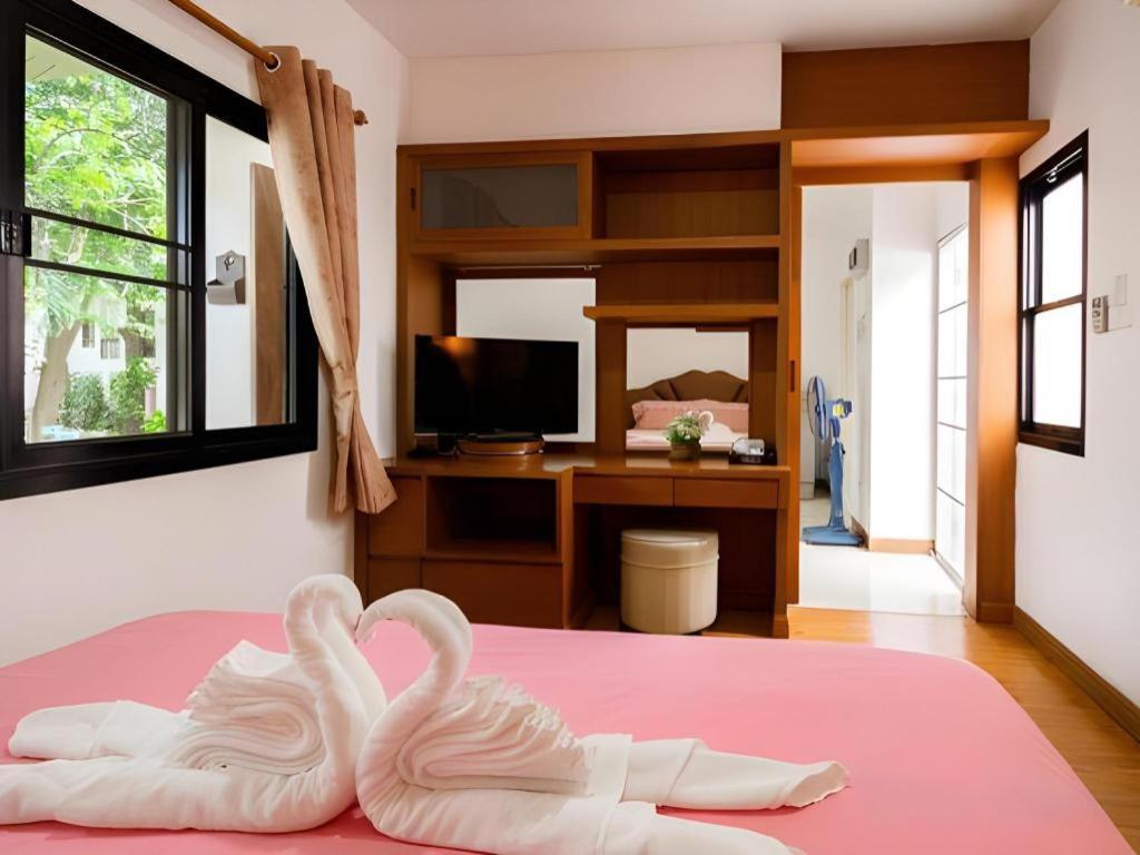 Nakhonratchasima Chayada Garden House And Resort Hotel מראה חיצוני תמונה