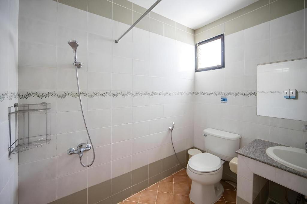 Nakhonratchasima Chayada Garden House And Resort Hotel מראה חיצוני תמונה