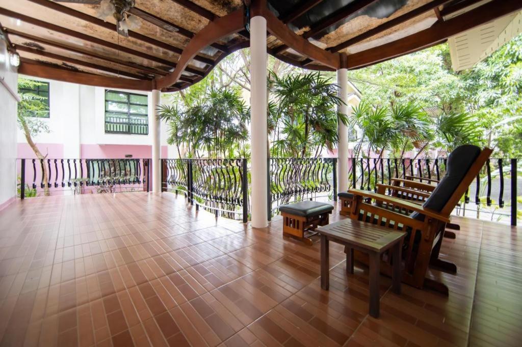 Nakhonratchasima Chayada Garden House And Resort Hotel מראה חיצוני תמונה