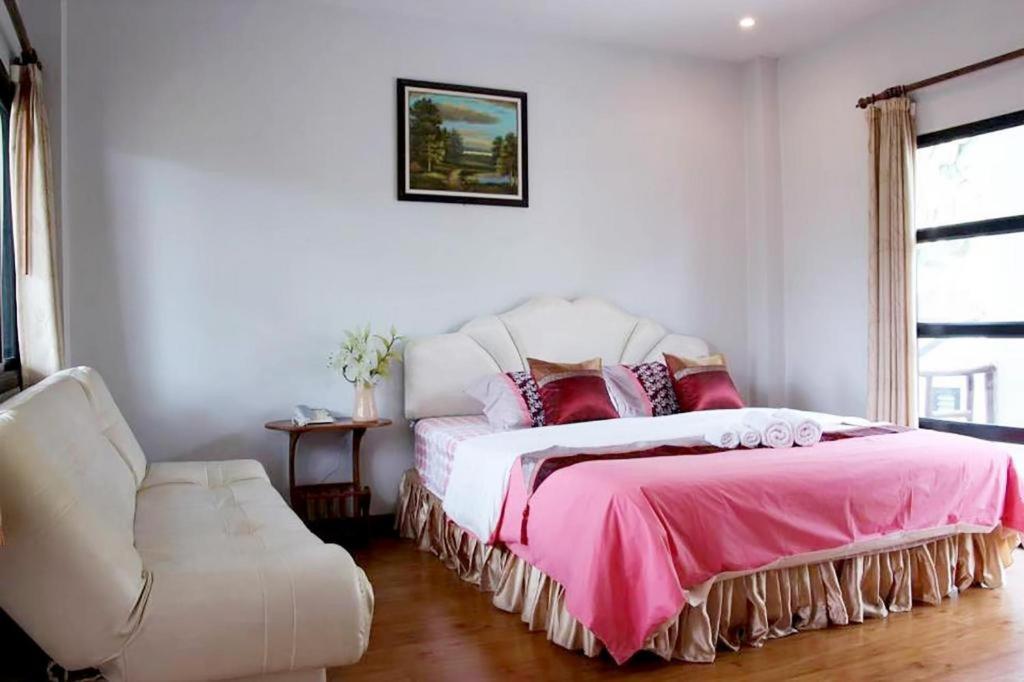 Nakhonratchasima Chayada Garden House And Resort Hotel מראה חיצוני תמונה
